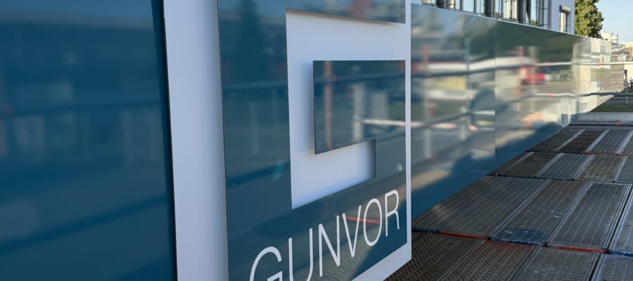 Gunvor Deutschland - Werbeanlage Hauptpforte
